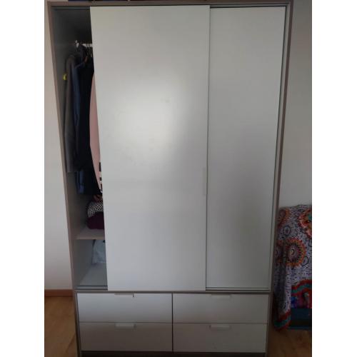 IKEA kast te koop - uitstekende conditie