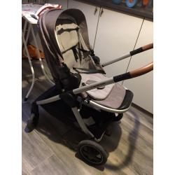 Buggy Maxi Cosy: kinderwagen   autostoel   draagmand