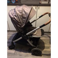 Buggy Maxi Cosy: kinderwagen   autostoel   draagmand