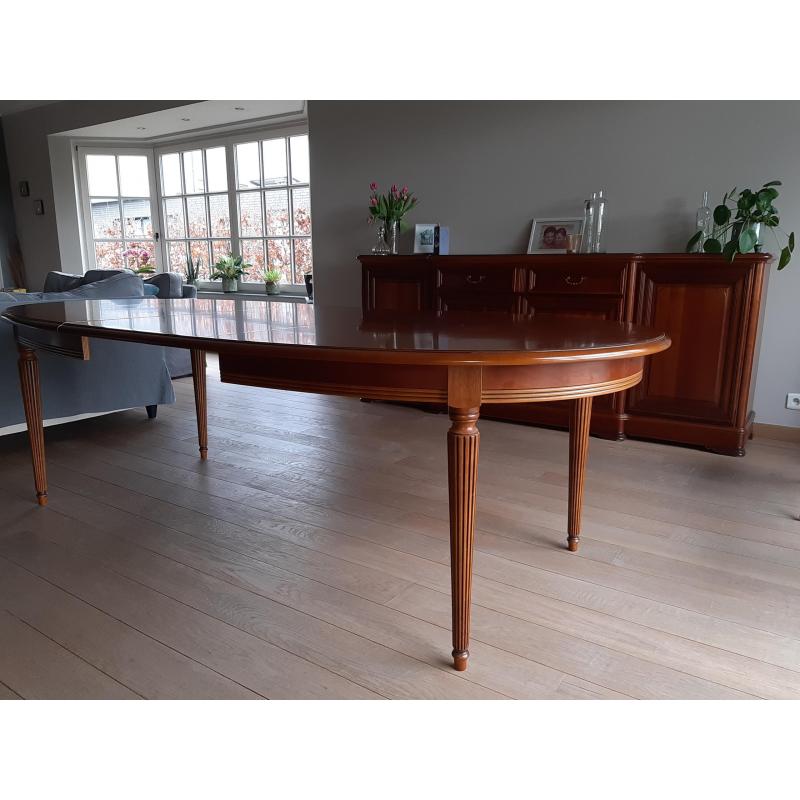 heel mooi salontafeltje in echt kersenhout (optie om eventueel samen te kopen met eettafel met stoelen, dressoir met of zonder marmer, buffettafel)