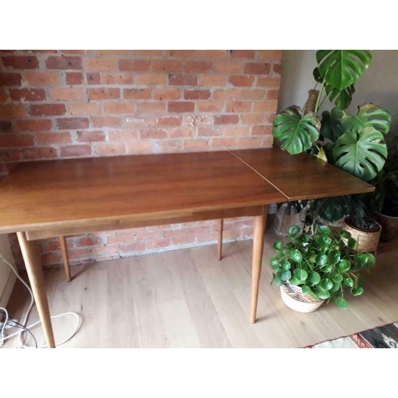 Vintage eettafel