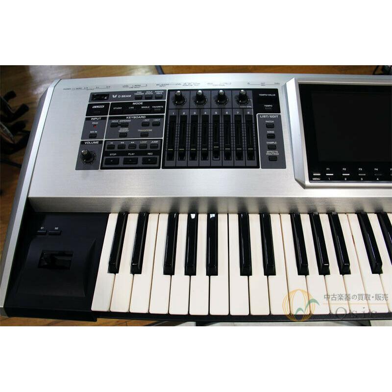 Roland Fantom G6 Music Workstation Keyboard