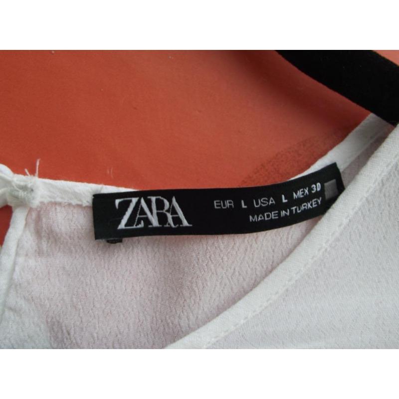 Zara blouse, ballonmouwen in geborduurde voile T 40
