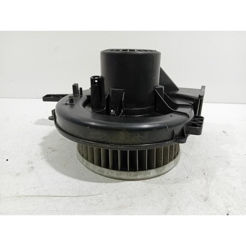 KACHEL VENTILATORMOTOR Seat Ibiza ST (6J8) (6R1819015)