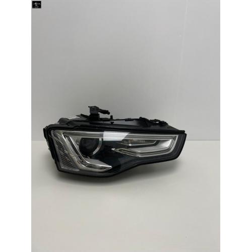 (VR) Audi A5 8T facelift Xenon Led koplamp rechts