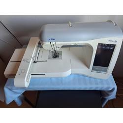 Borduurmachine Innovis 1500D