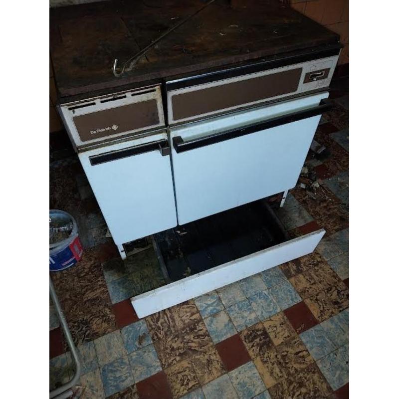 cuisinière à bois Deville