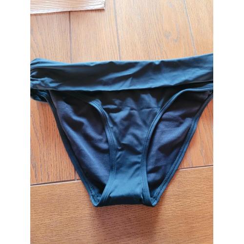 Nieuwe bikinibroek van Hünkemöller