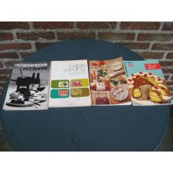 4 oude kookboekjes: m.t. Bonte, Nestor Martin, dr. Oetker ..