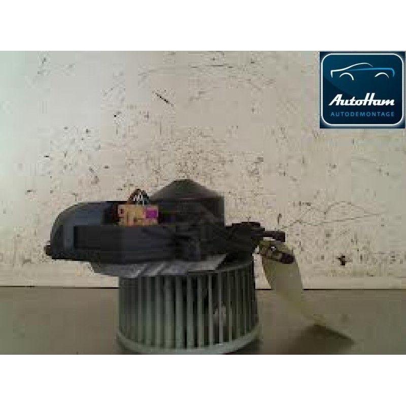 KACHEL VENTILATORMOTOR Volkswagen Passat (3B2) (8D1819021B)