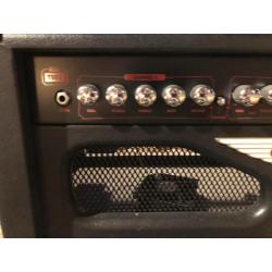 Tête d’amplifications aschdown FA 60 avec baffle 412