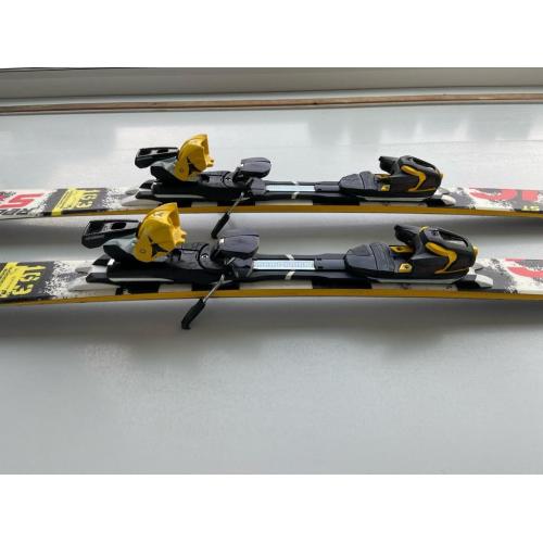 Atomic ski redster ST 163 met bindingen