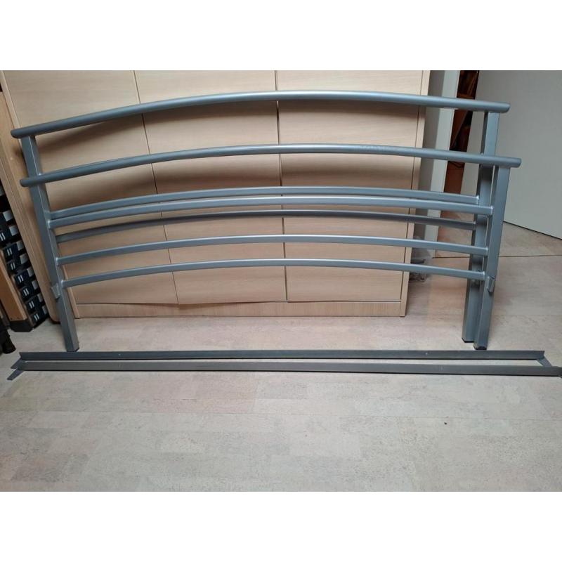 Metalen bedframe