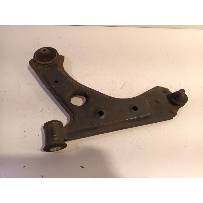 DRAAGARM LINKS VOOR Opel Corsa D (01-2006/12-2014)