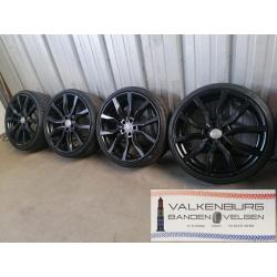 Audi 20 inch zwarte velgen 5x112 VAG VW Seat Skoda zomerband