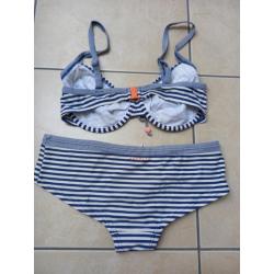 Blauw witte bikini Esprit maat 42D
