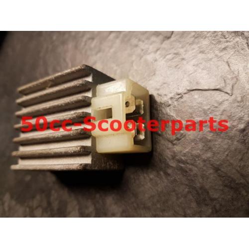 Spanningsregelaar Sym Jet Basix 31600-A39-000 Gebruikt