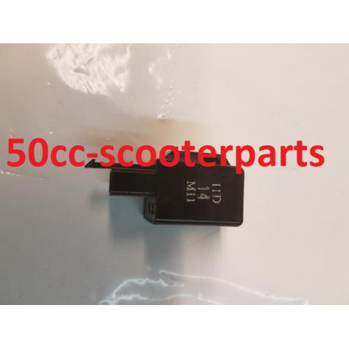 Knipperlicht relais Honda Dylan 125 DEHO05136 Gebruikt