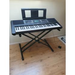 Yamaha keyboard PSR-E373