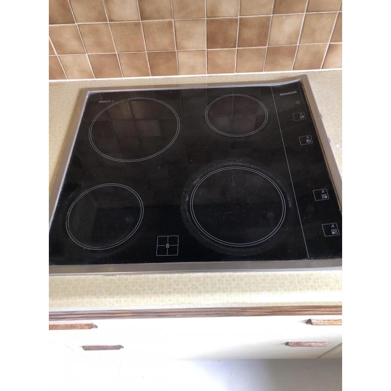 Keuken volledig   oven   dampkap   kookplaat