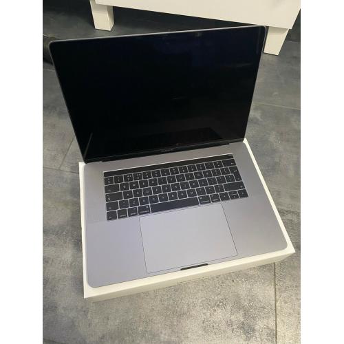 Apple Macbook pro 13inch 2018 touchbar Intel Core i7 Quad Core 16GB