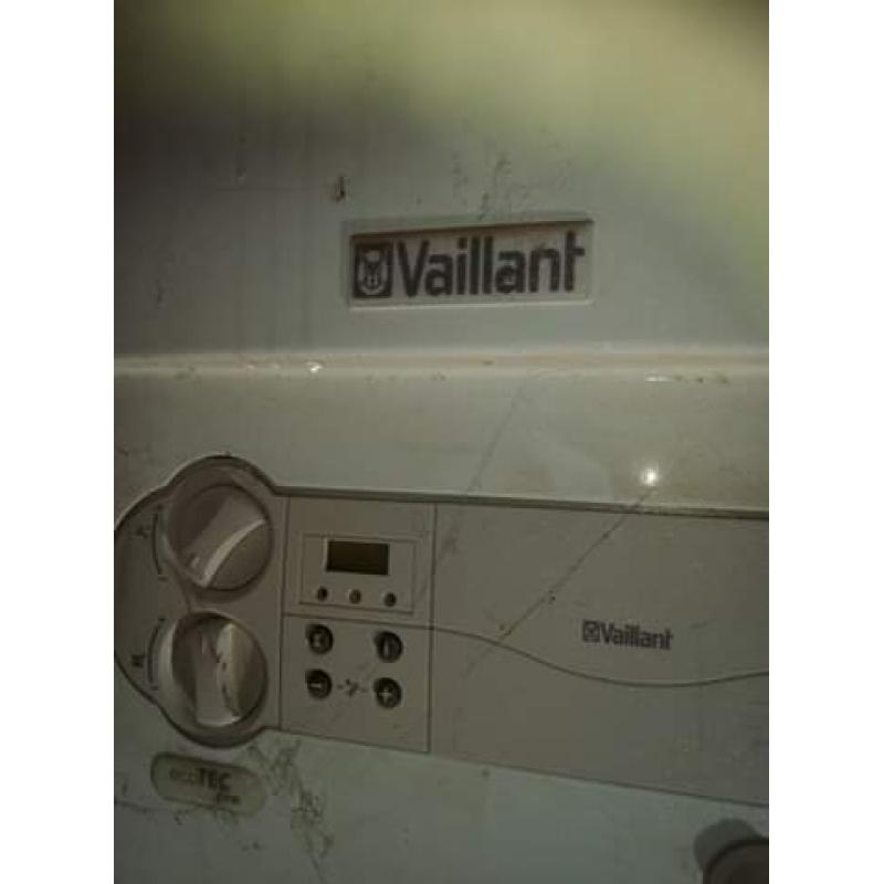 Boiler / verwarmingsketel VAILLANT /BIEDEN!!! NOOIT GEBRUIKT!!!!!