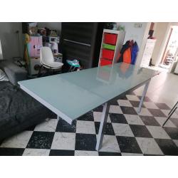 Eettafel te koop