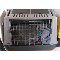 Benche, transportbox, slaapplaats hond, box konijn of poes of kleine hond