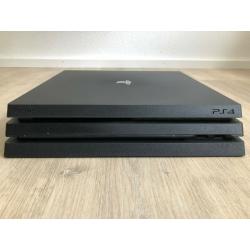 Playstation 4 pro 1tb