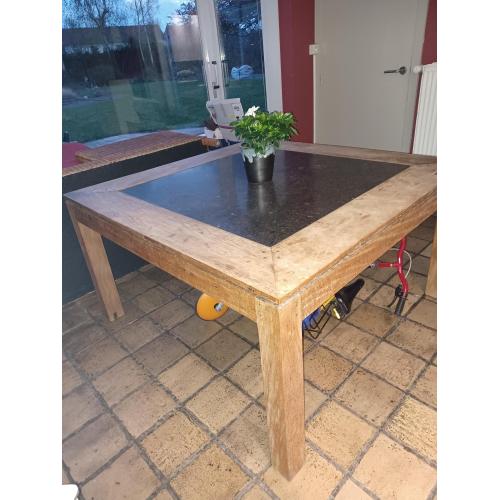 zware eiken tafel met arduinen blad