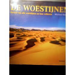 BOEK DE WOESTIJNEN